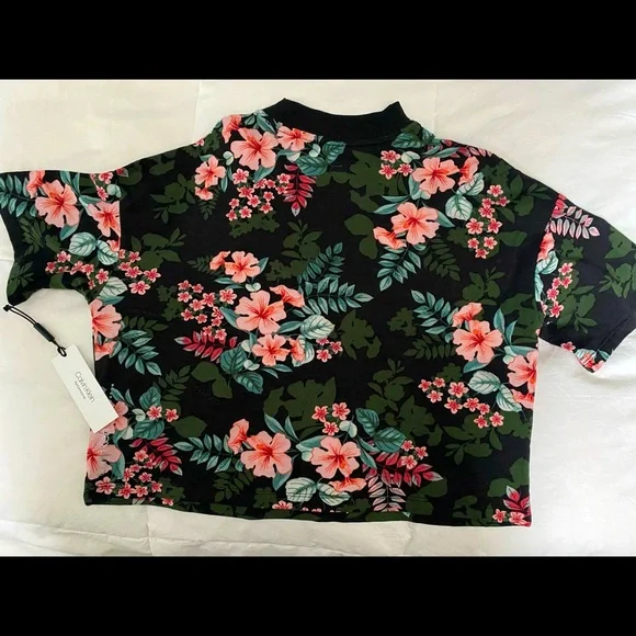 Calvin Klein Performance Tee NWT - Picture 3 of 4